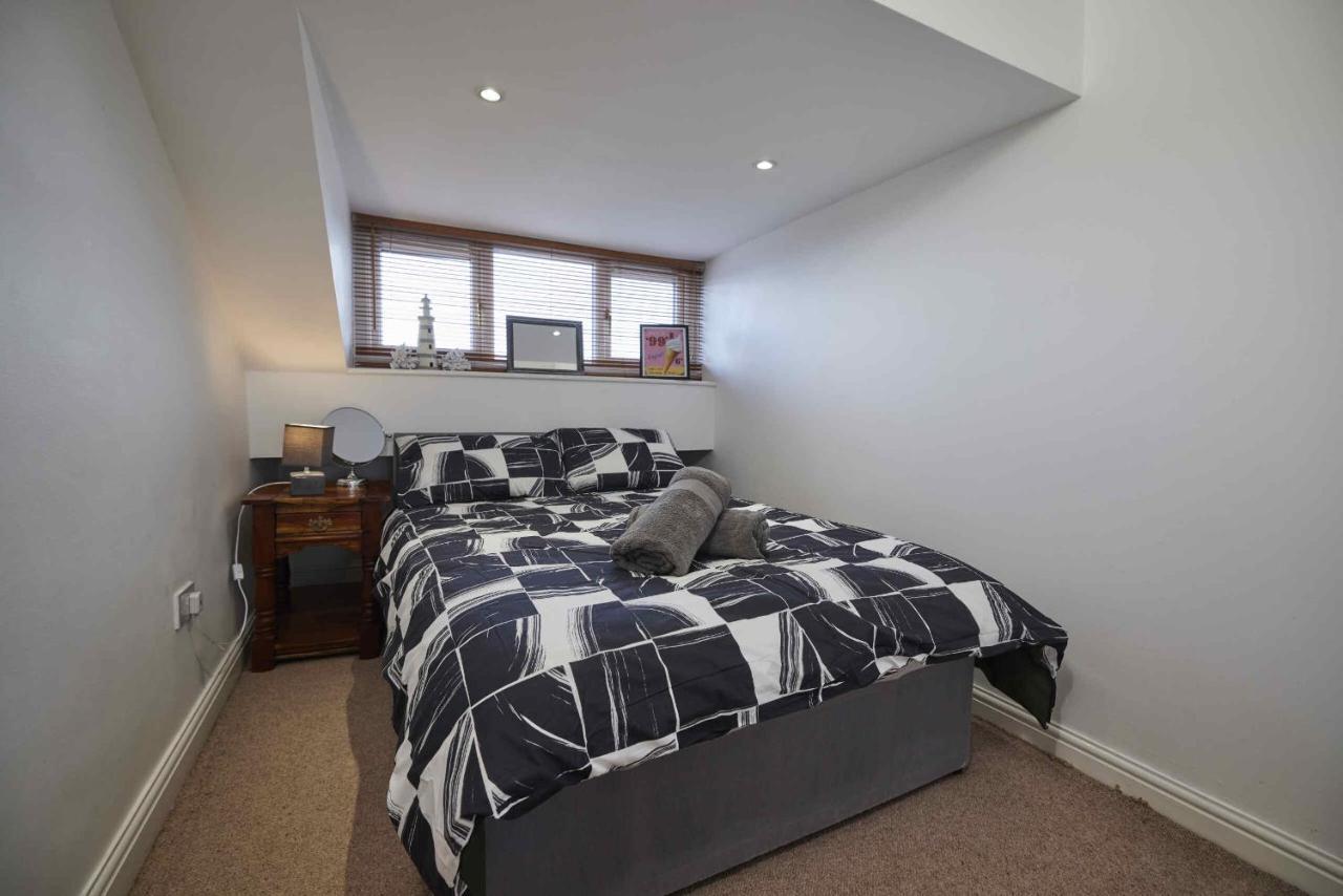 The Cobbles Apartment Filey Bagian luar foto